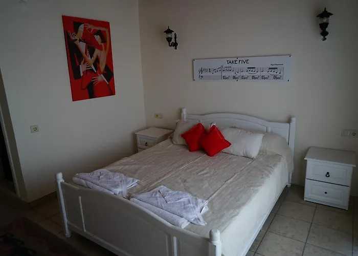 Hotel Piano - Adults Only